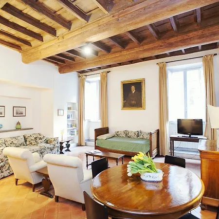 Cartari Apartment *